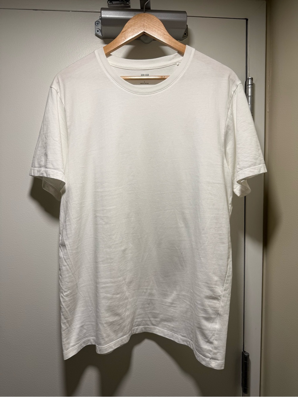 UNIQLO Men’s SUPIMA Cotton T-Shirt